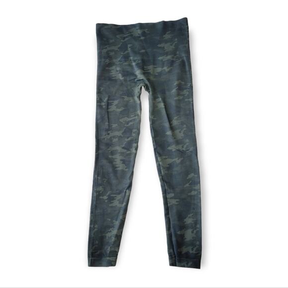 Spanx Look At Me Now Green Camo Leggings medium - Picture 3 of 7